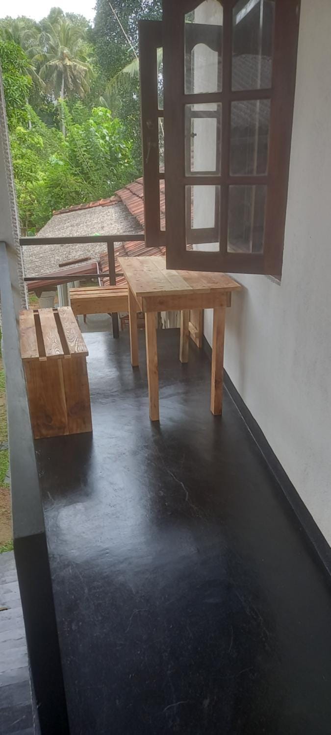 View (from property/room), Balcony/Terrace, Dining area