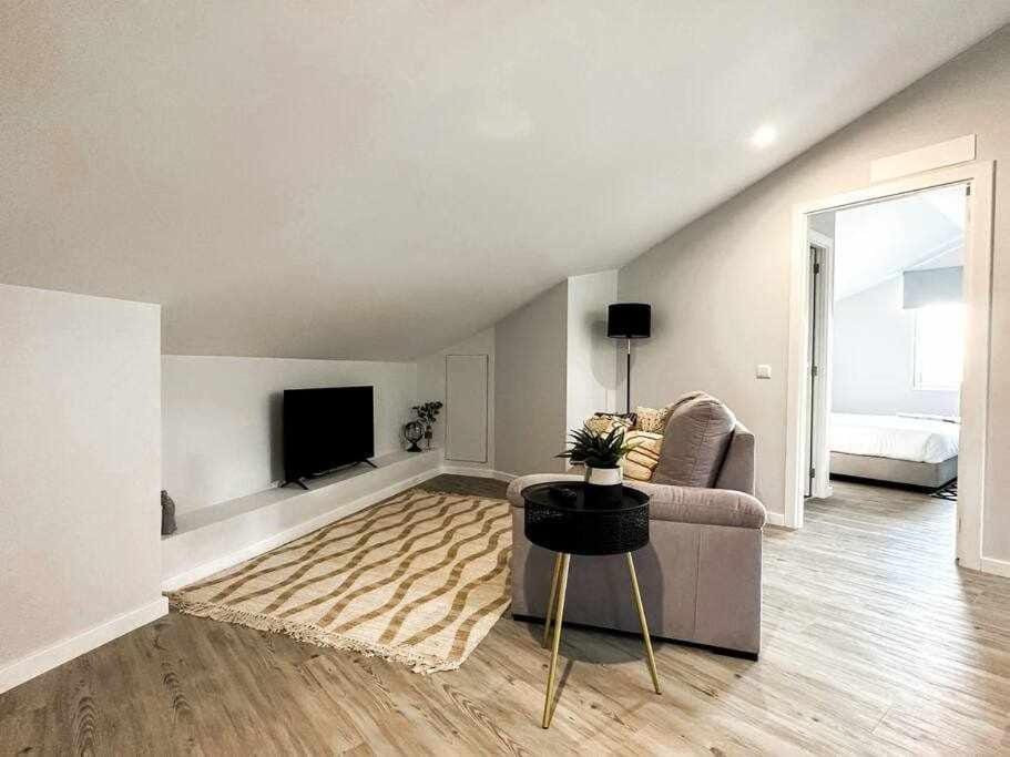 Pena Apartments - C by Mth Apartment in Funchal