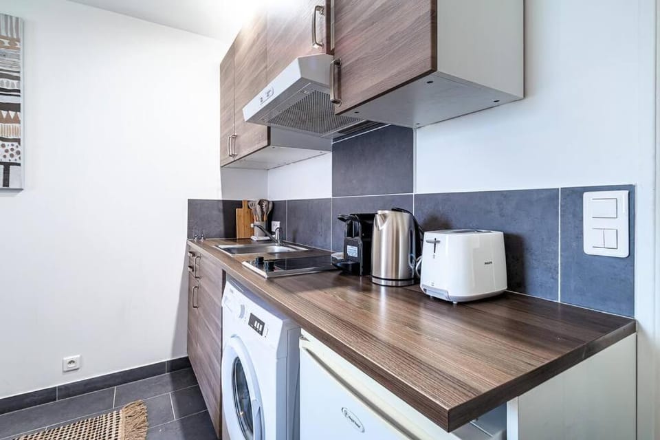 Coffee/tea facilities, Kitchen or kitchenette, toaster, washing machine