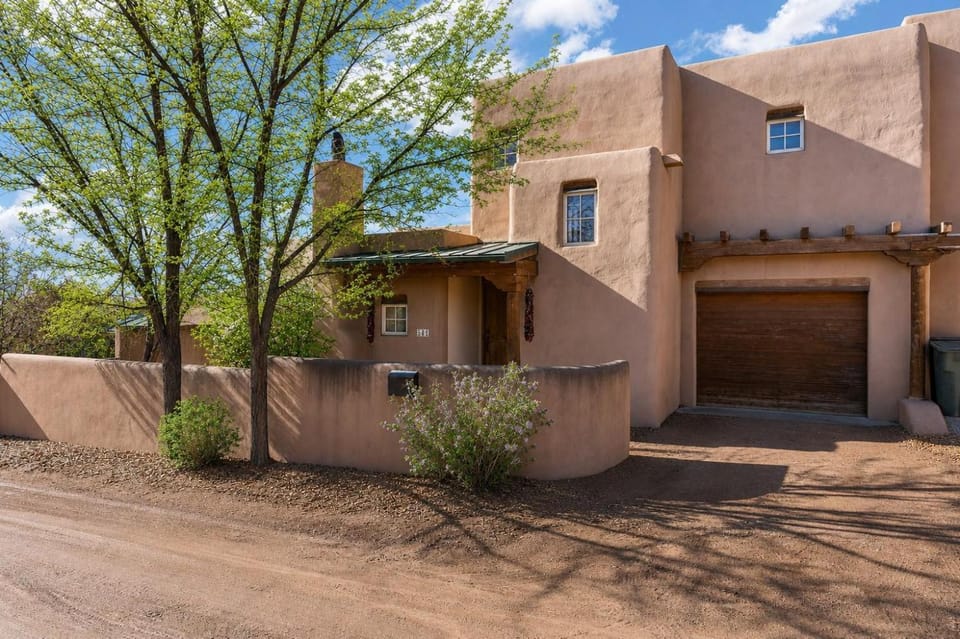 Casita Ciudad in Santa Fe NM House in Santa Fe