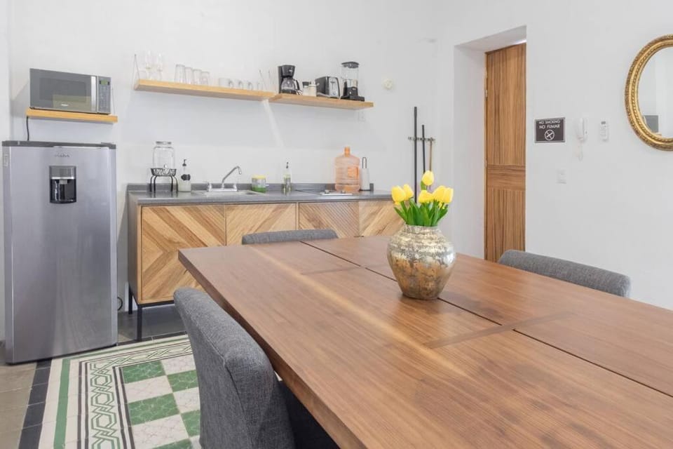 Casa Monarcas - María Teresa (with AC) Apartment in Guadalajara