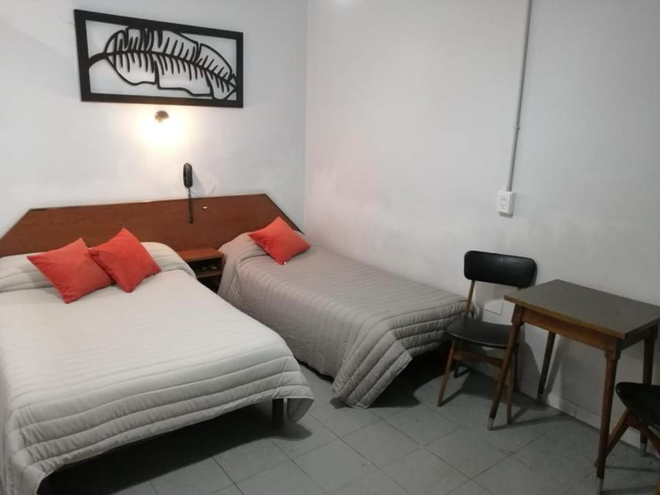Suite en Hotel Omega Palermo Hotel in Buenos Aires