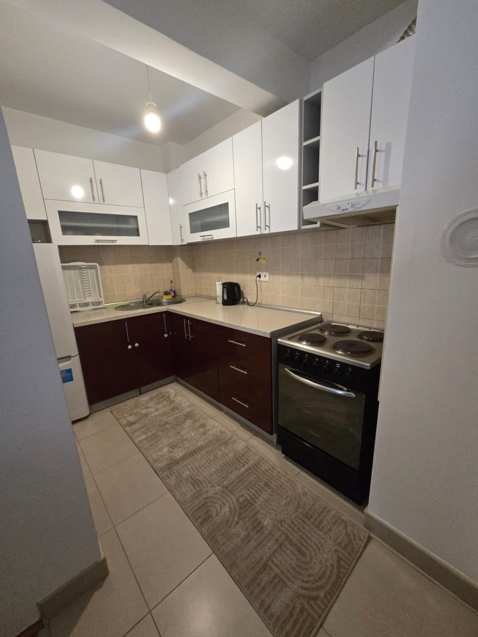 Rejjan Apartments-Spacious 2BR Apartment for 7, Free Parking, Tram to Old Town Apartment in Sarajevo