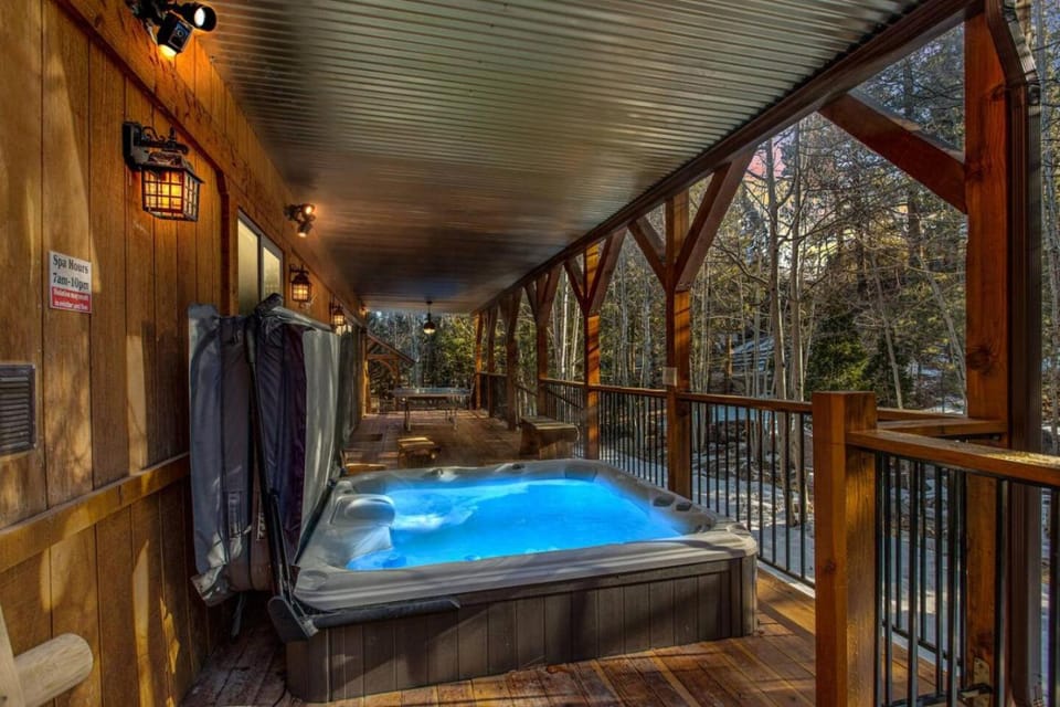 Eagle Creek Lodge House in Big Bear