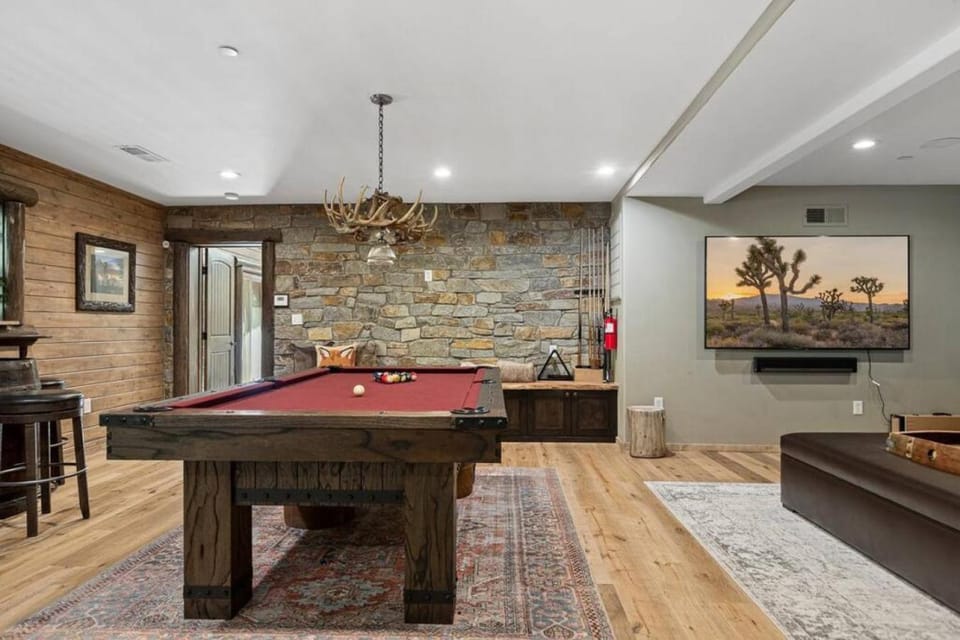Eagle Creek Lodge House in Big Bear