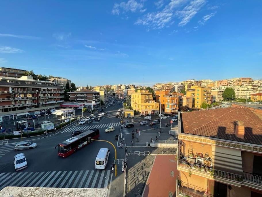 Neighbourhood, Bird's eye view, Street view