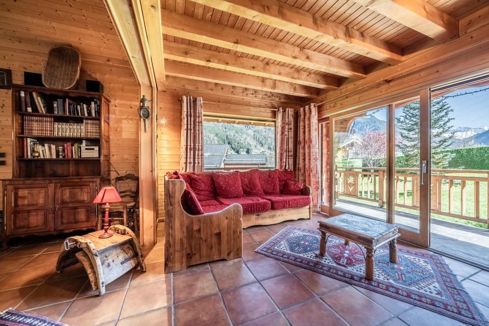 Property building, Living room