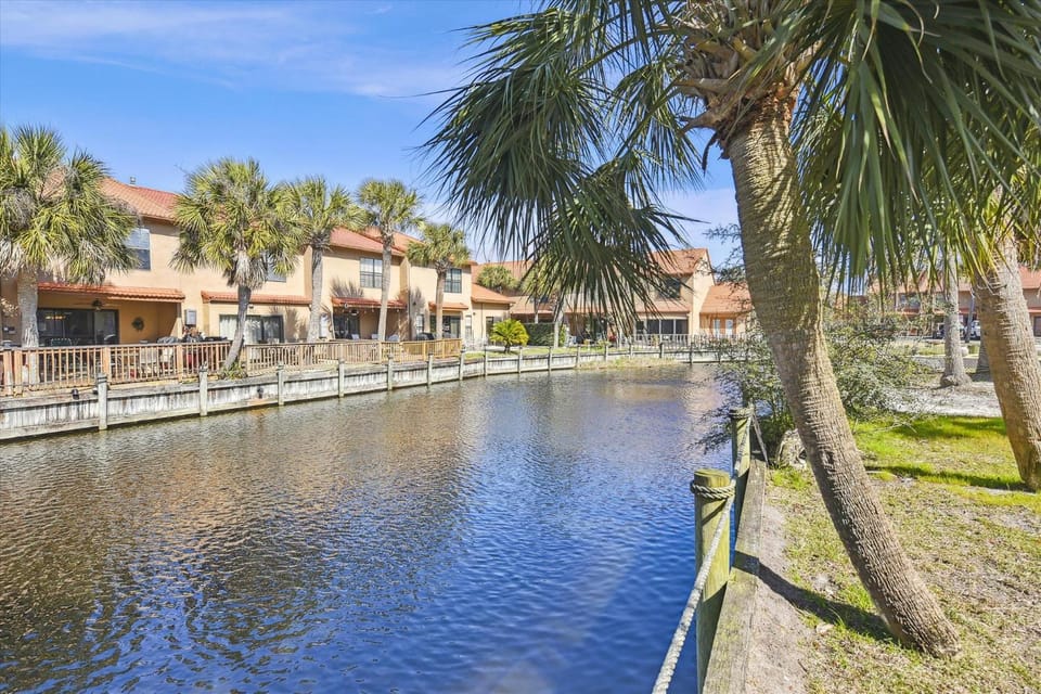 Gulf Highlands 219 by Book That Condo House in Long Beach