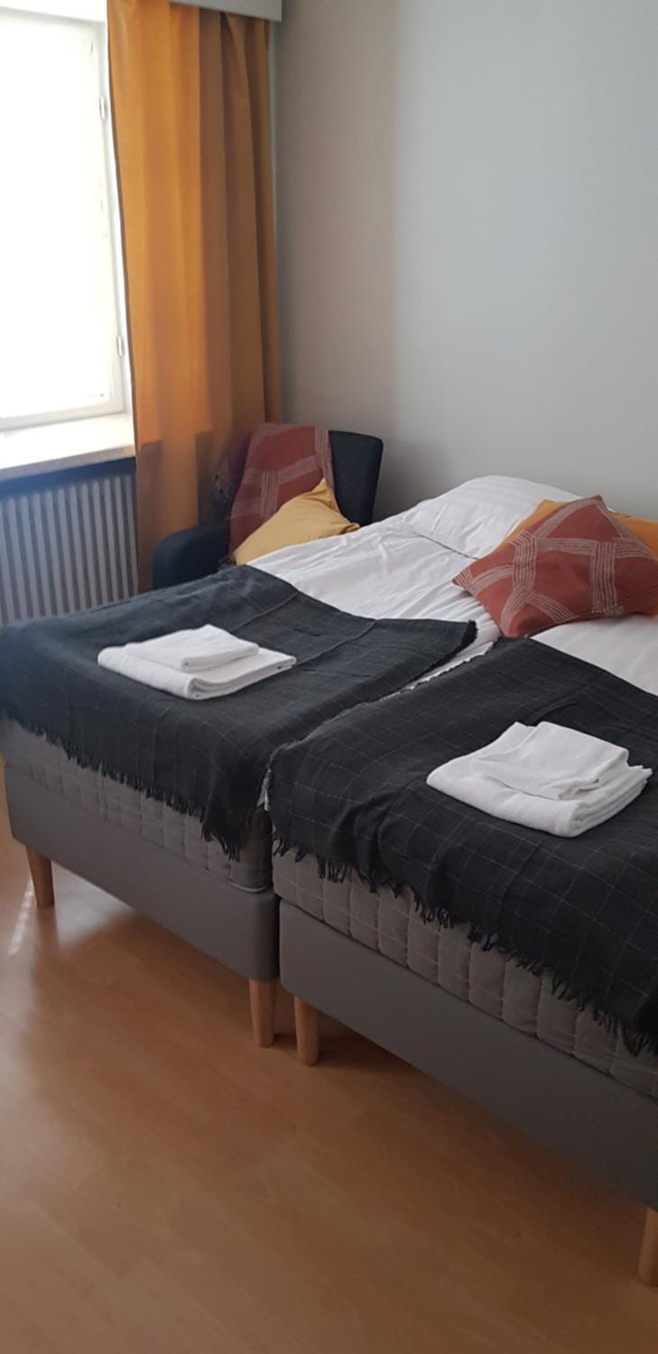 Bed, Photo of the whole room, towels