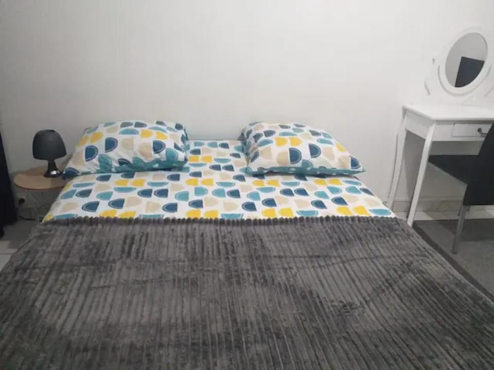 3 chambres à louer dans l'appartement deux pas à Tramway2 Apartment in Île-de-France