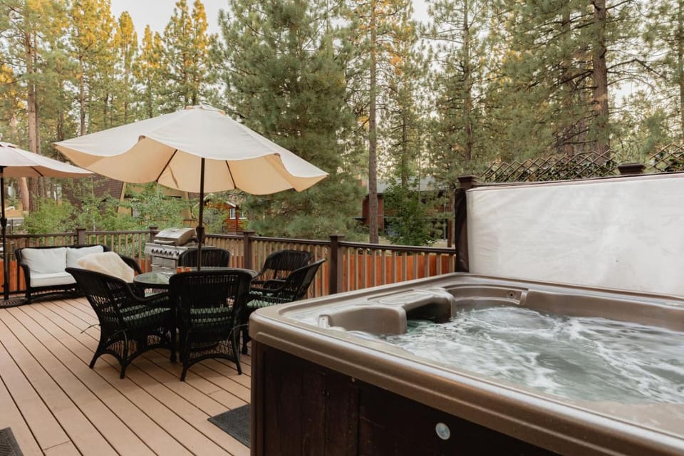 Knoll Lake Cabin in Big Bear Lake Cabin in Big Bear