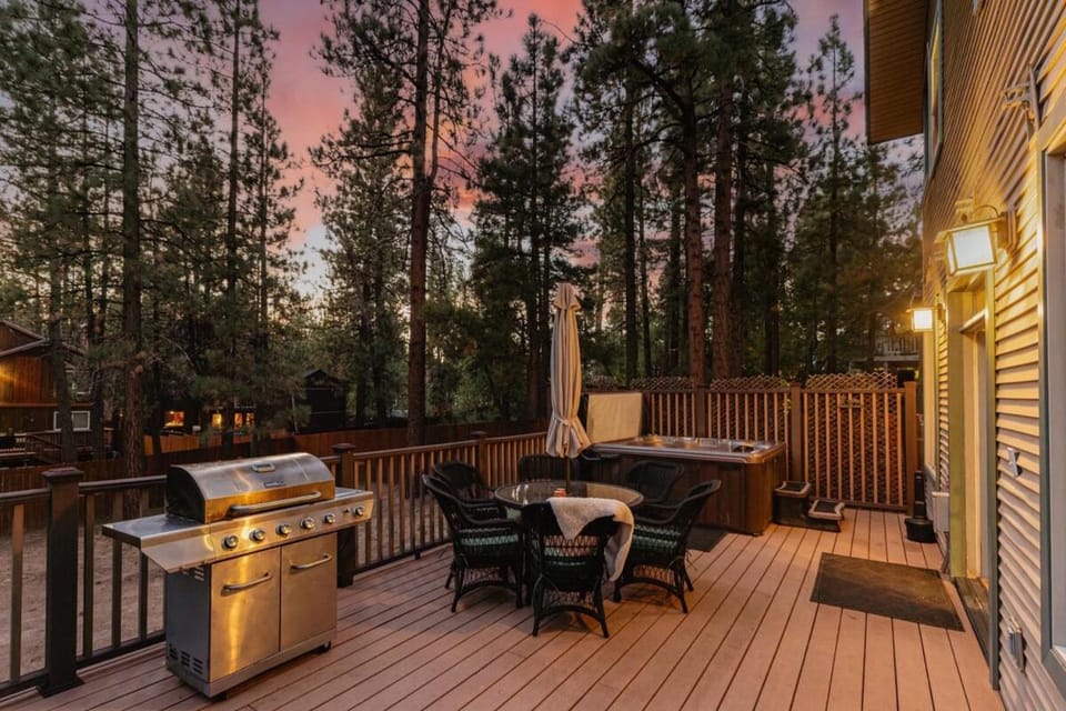 Knoll Lake Cabin in Big Bear Lake Cabin in Big Bear