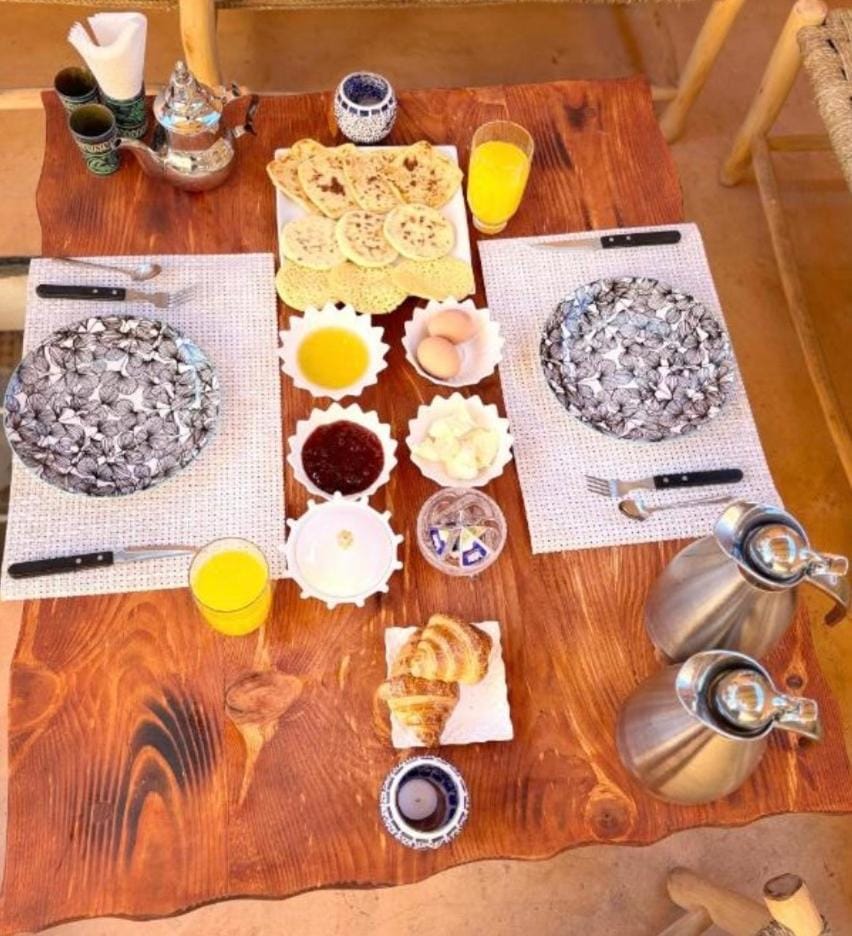 Food and drinks, Food, Breakfast, Continental breakfast, Drinks