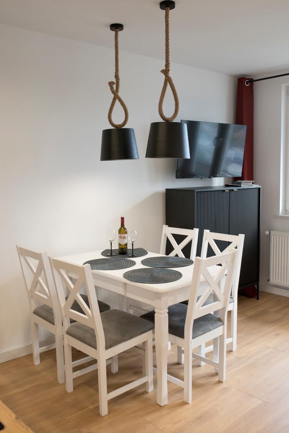 TV and multimedia, Dining area