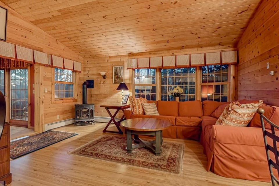 The Loft at Pine Rock House in Weston