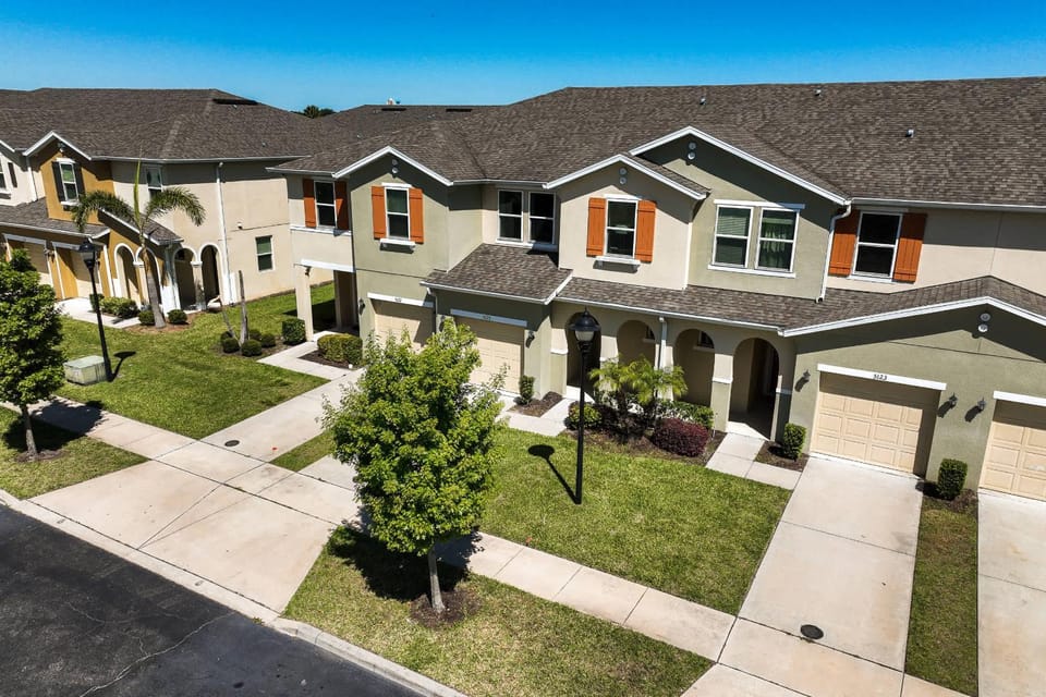 Amazing 4 bedroom house near Disney House in Osceola County