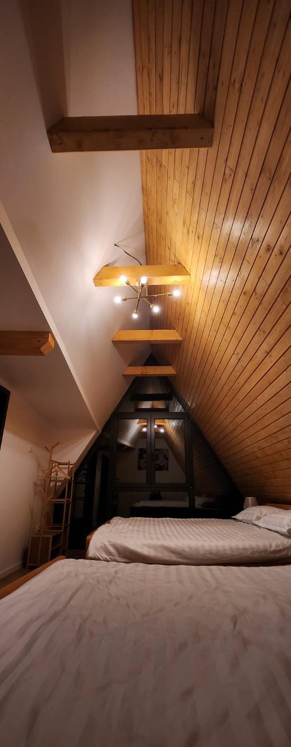A Frame Pietrele Șoimului Bed and Breakfast in Romania