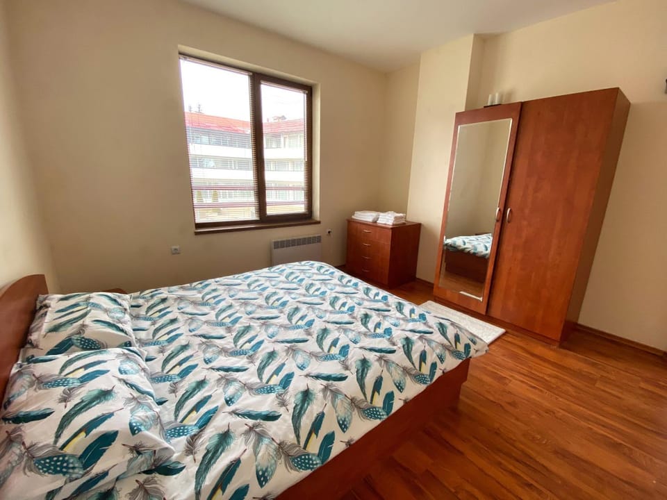 Bed, Photo of the whole room, Bedroom, wardrobe