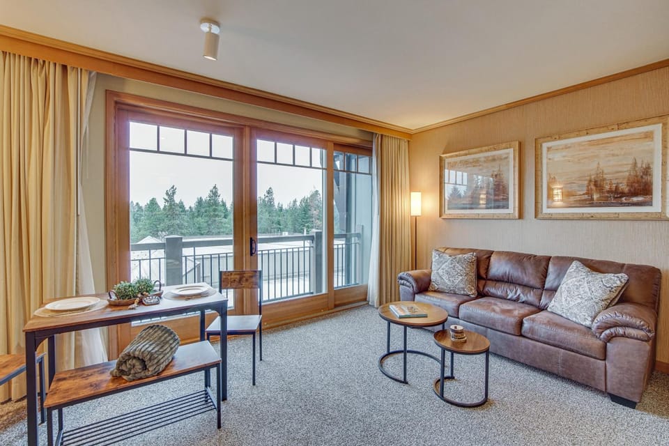 Pet-Friendly Cle Elum Condo - Hike, Ski & Relax! House in Kittitas County