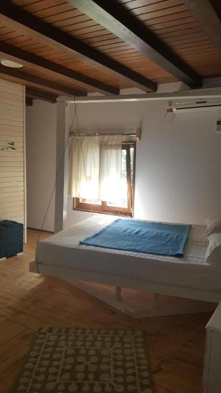 Old Fane's Lodge Nature lodge in Romania