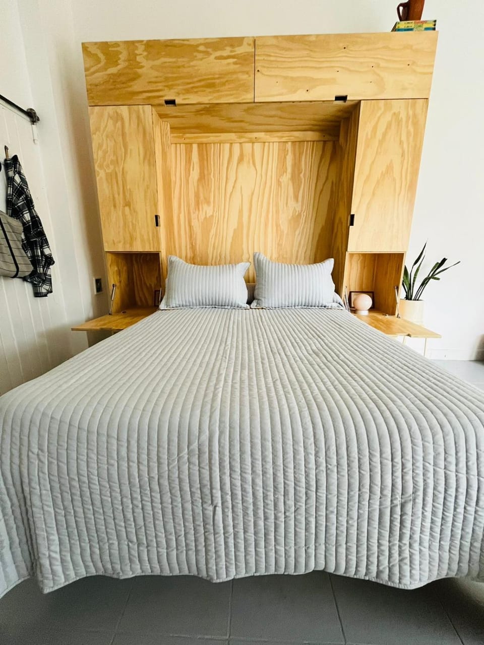 Bed, wardrobe