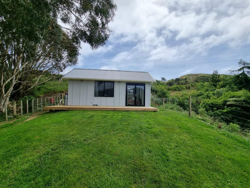 Property building, Natural landscape, Garden view, Mountain view
