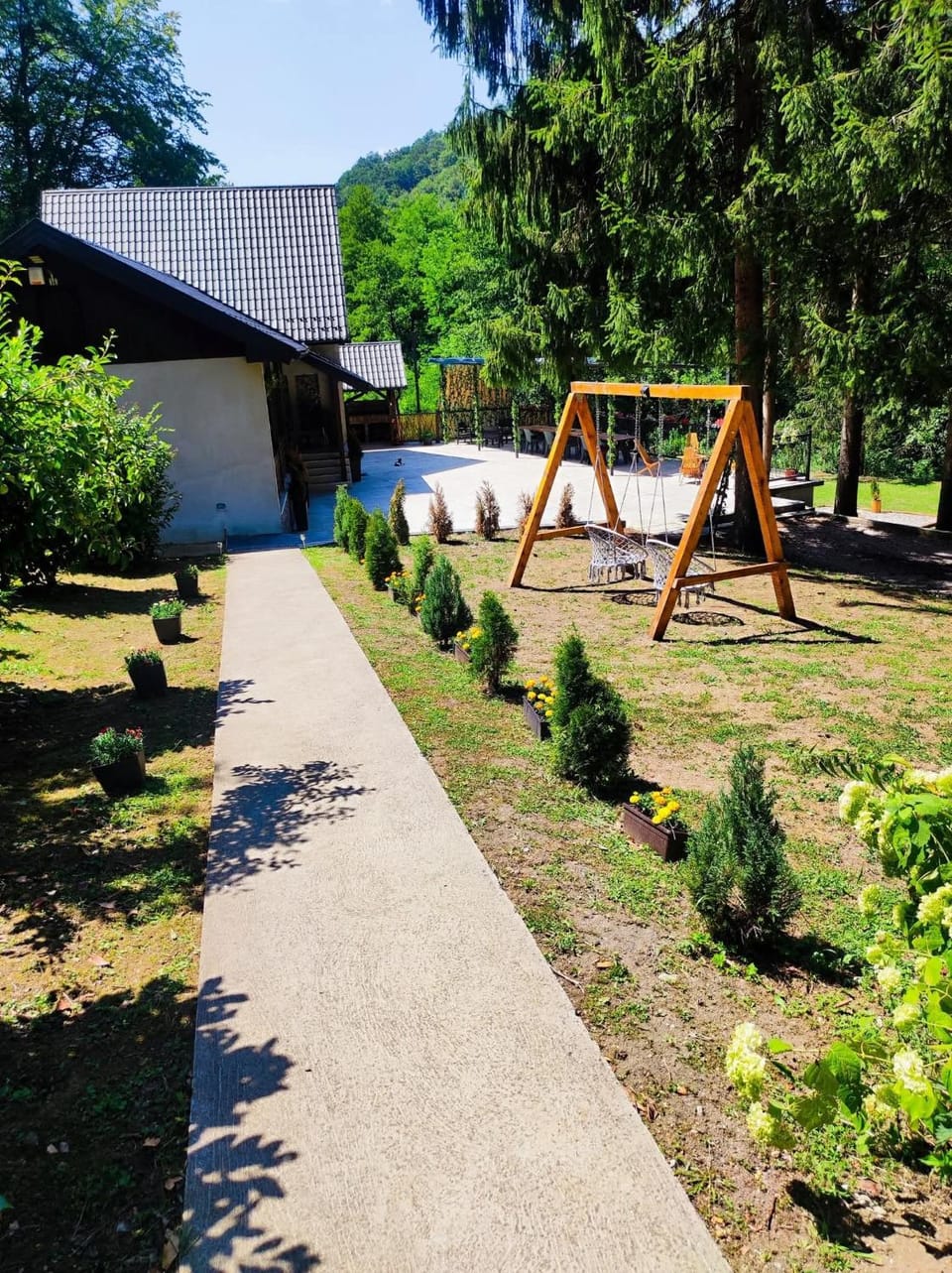 Day, Natural landscape, Children play ground, Garden, Garden view