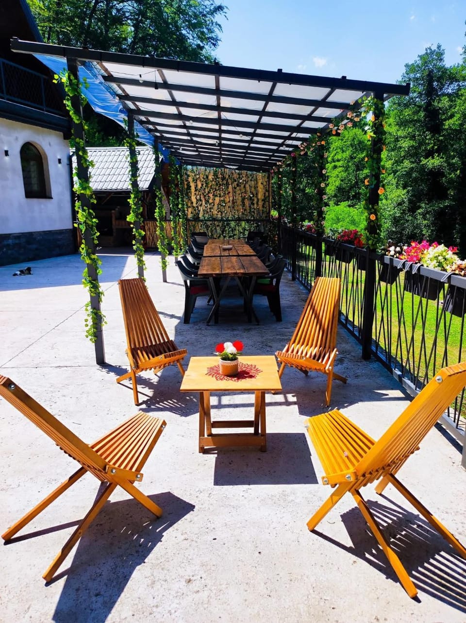 Patio, Day