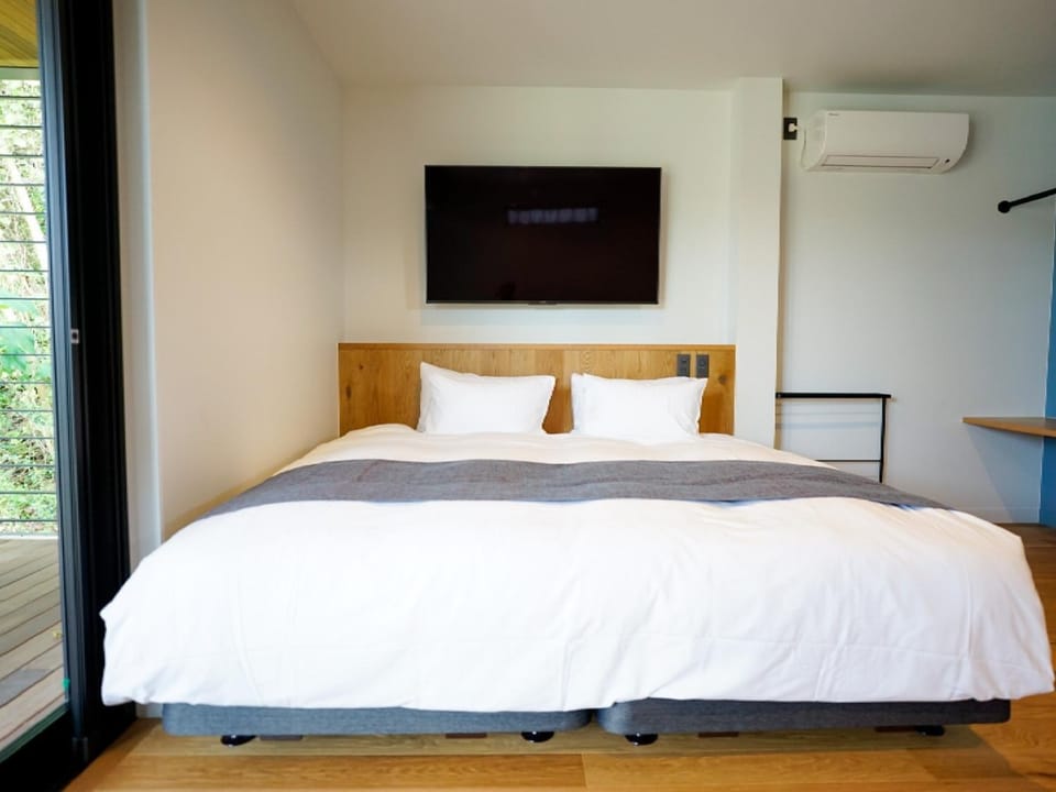HOTEL LOCAL BASE＜Miyakojima＞ - Vacation STAY 27035v House in Okinawa Prefecture