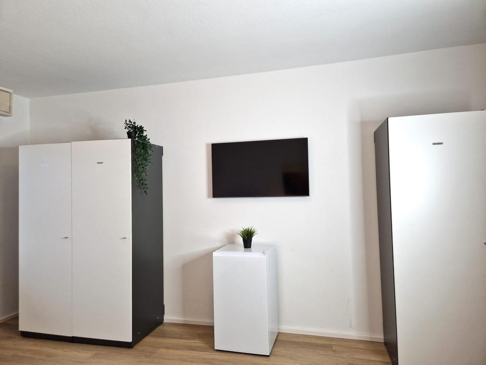TV and multimedia, wardrobe