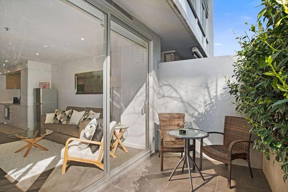 Balfours Inner City Seclusion Apartment in Adelaide
