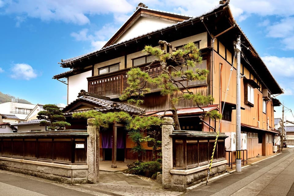 Property building, Street view