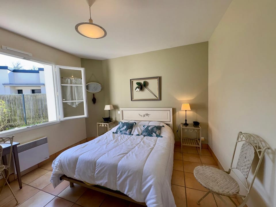 Maison spacieuse avec jardin, proche forêt et plage, 3 chambres, équipements de loisirs, parking privé - FR-1-323-435 House in Saint-Jean-de-Monts
