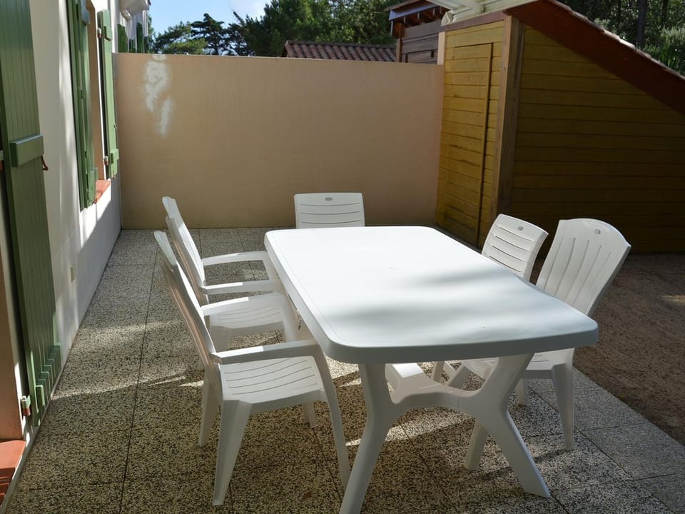 Charmante maison, 6 pers, près de la mer avec jardin House in Saint-Jean-de-Monts