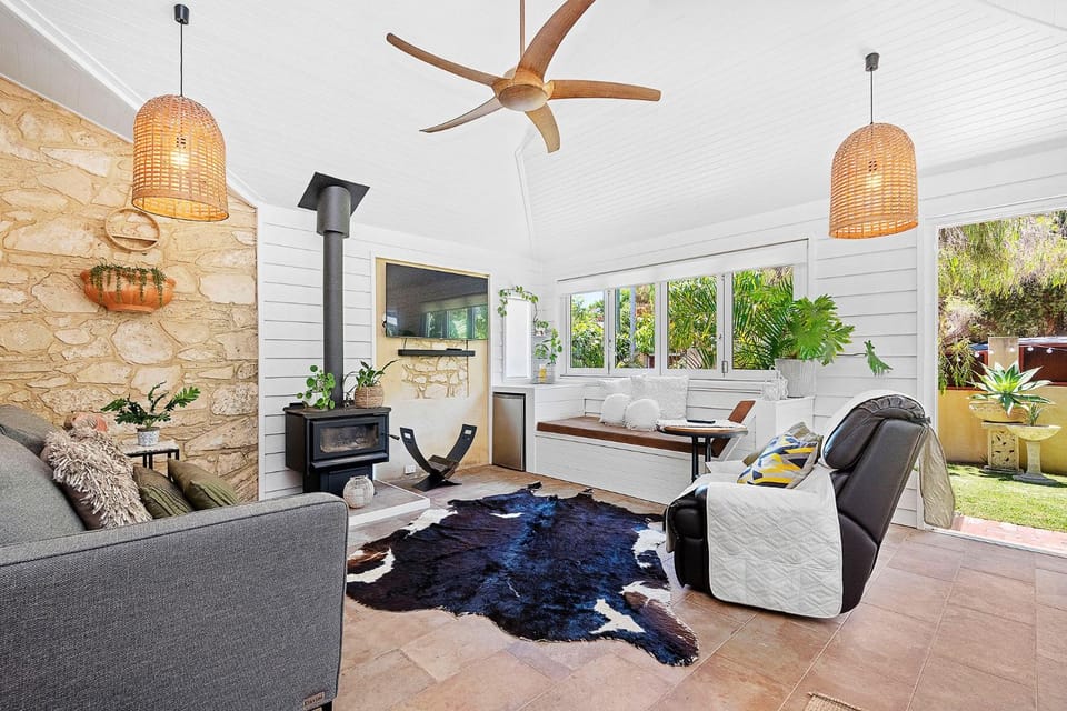 Living room, fireplace