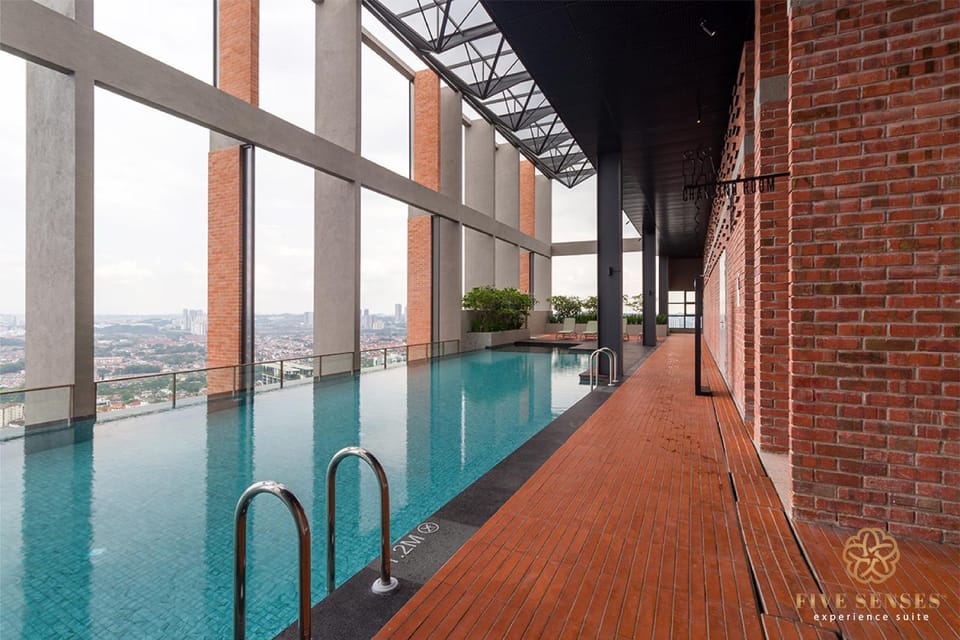 Pool view, Swimming pool