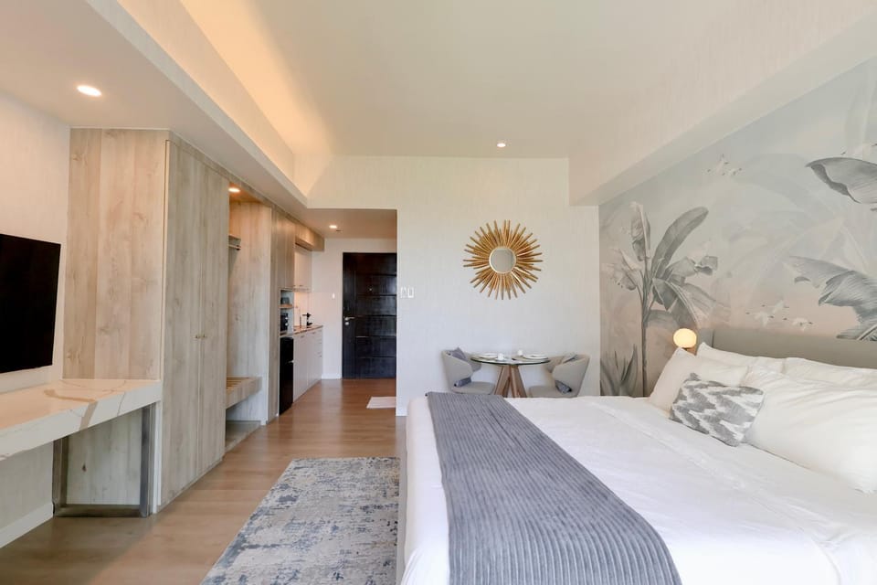 BGC Suite with Golf Course View Apartment in Makati