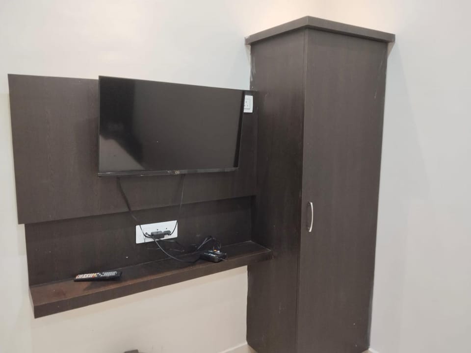 TV and multimedia, room service