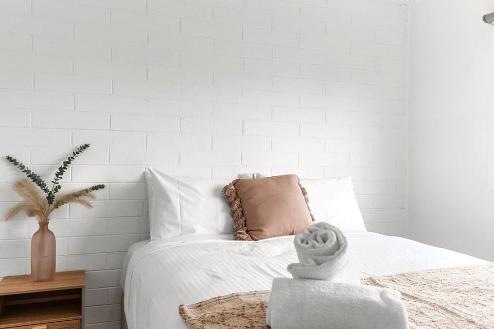 Rosebud Beachfront Haven Coastal Bliss Four Apartment in Melbourne