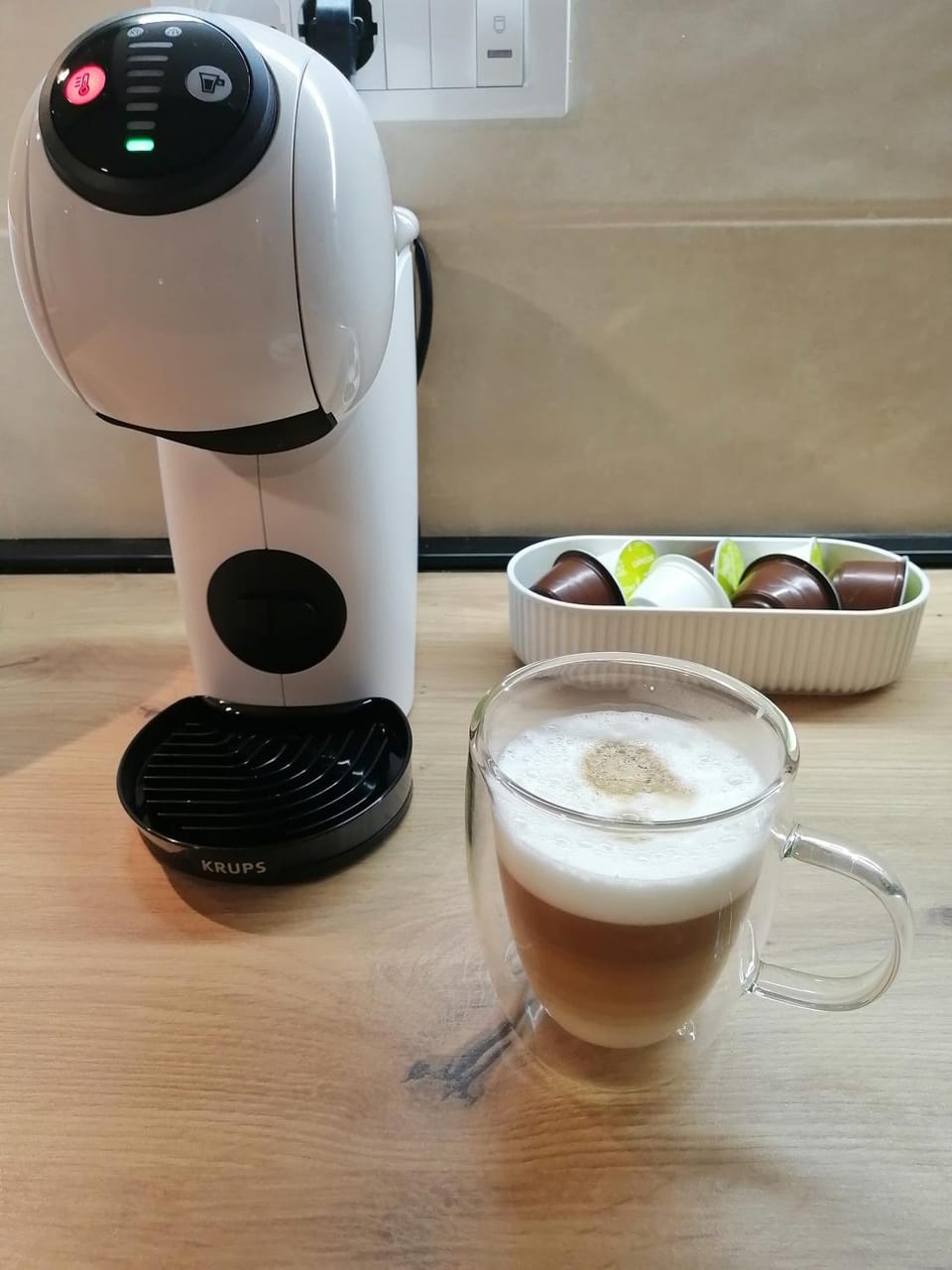 Coffee/tea facilities, kitchen