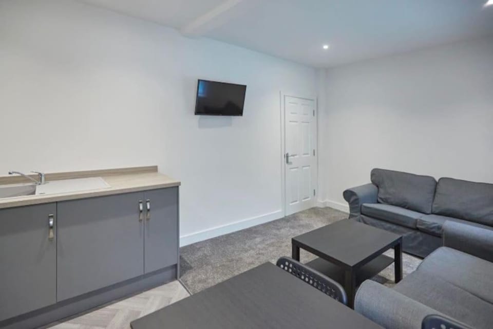 TV and multimedia, Kitchen or kitchenette