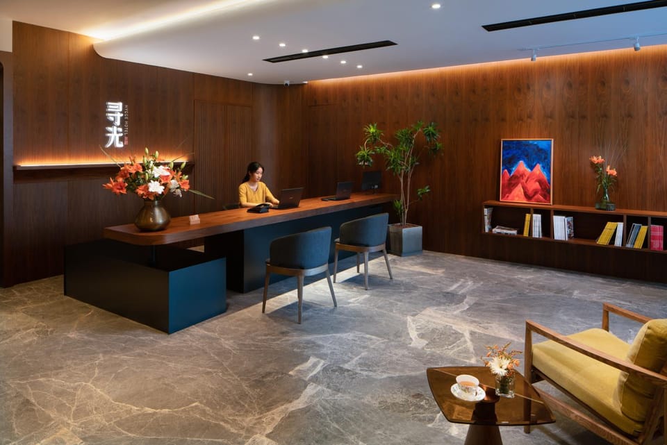 Library, Lobby or reception