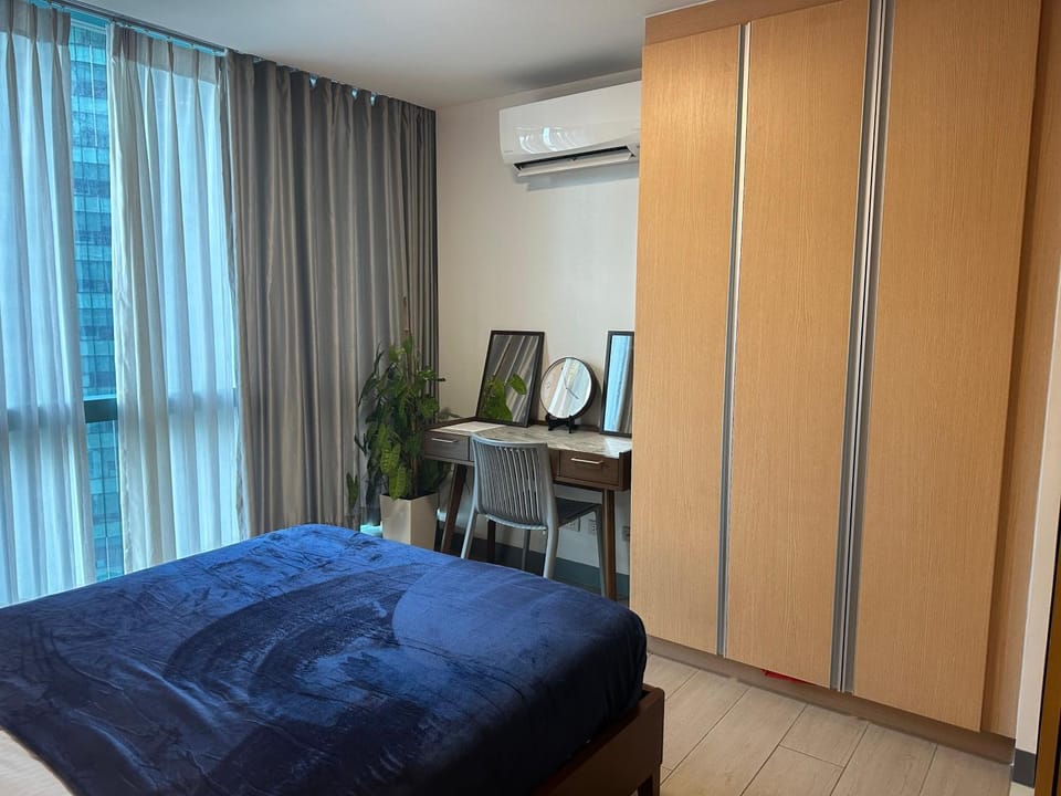 Bed, Bedroom, hair dresser, wardrobe, air conditioner