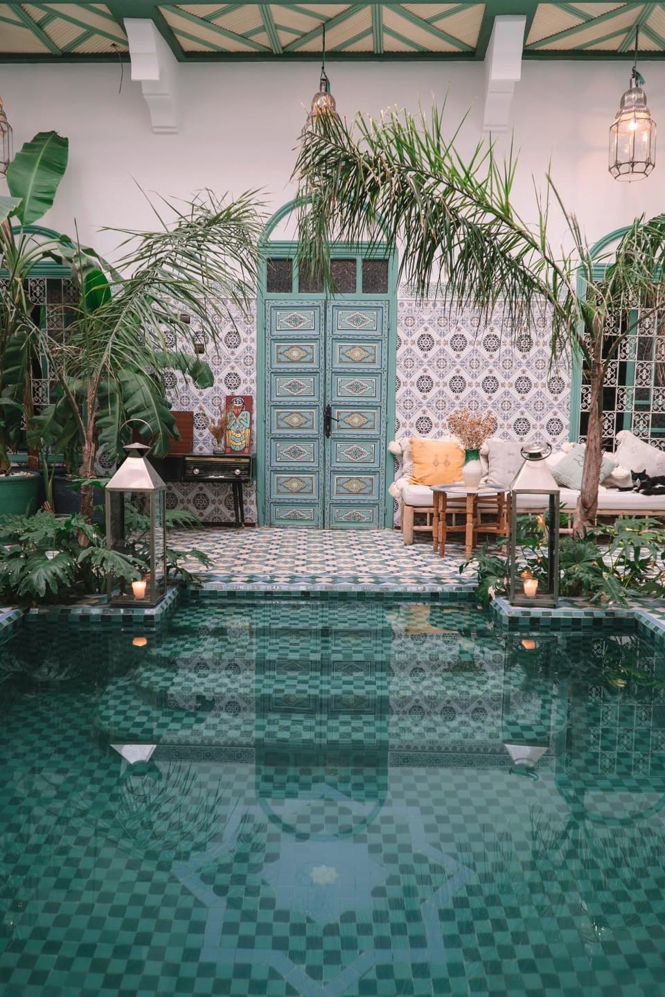 Patio, Decorative detail, Swimming pool