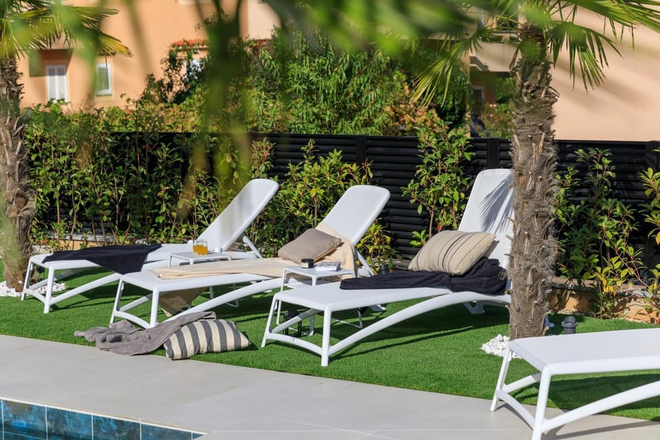Deluxe villa with heated pool, whirpool, sea view, beautiful beach IV - by Traveler tourist agency Krk ID 2403 Villa in Krk