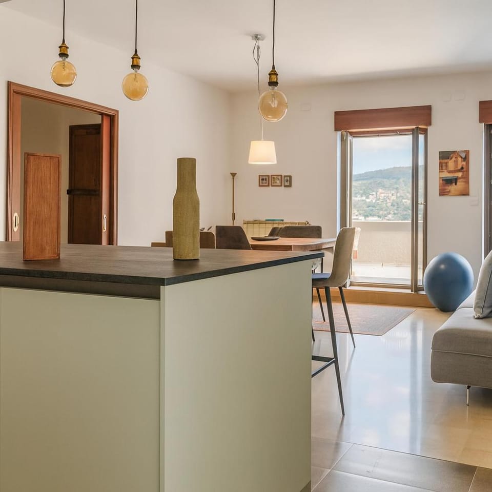 Living room, Seating area, Breakfast, kitchen