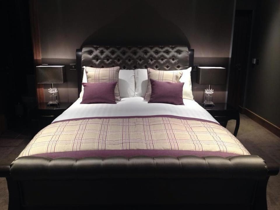 Bathroom, Coffee/tea facilities, Photo of the whole room, Decorative detail, Bedroom, Family