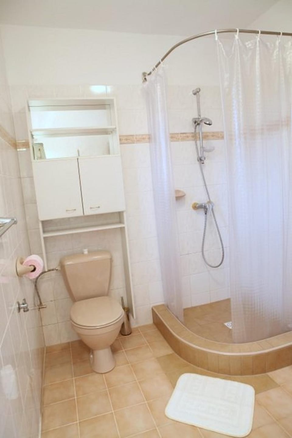 Shower, Toilet, Bathroom