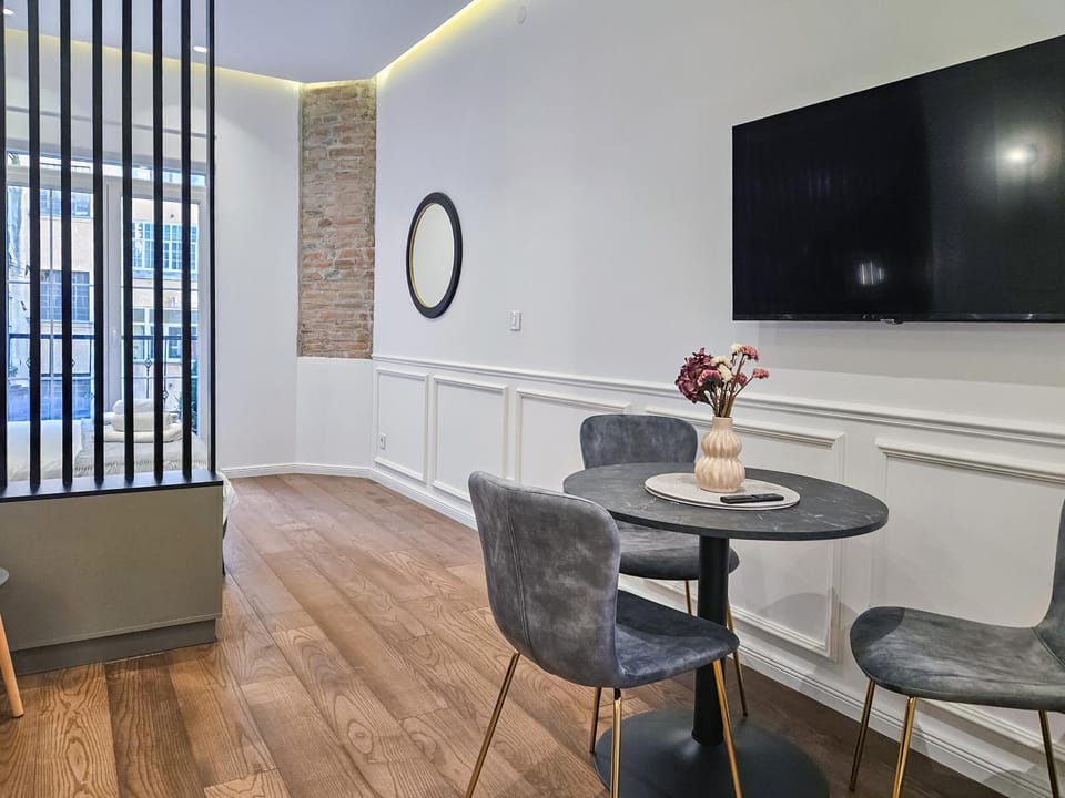 City life Apartment in Belgrade