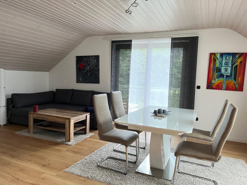 Living room, Dining area